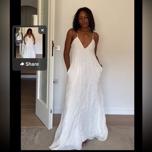 Zara ❤️❤️❤️Elegant White Maxi Dress